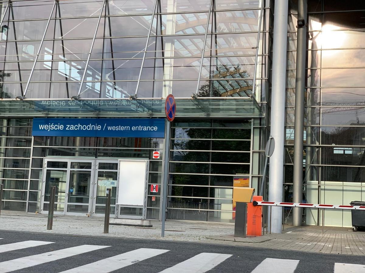Vesna Rooms Mtp Poznań Eksteriør billede
