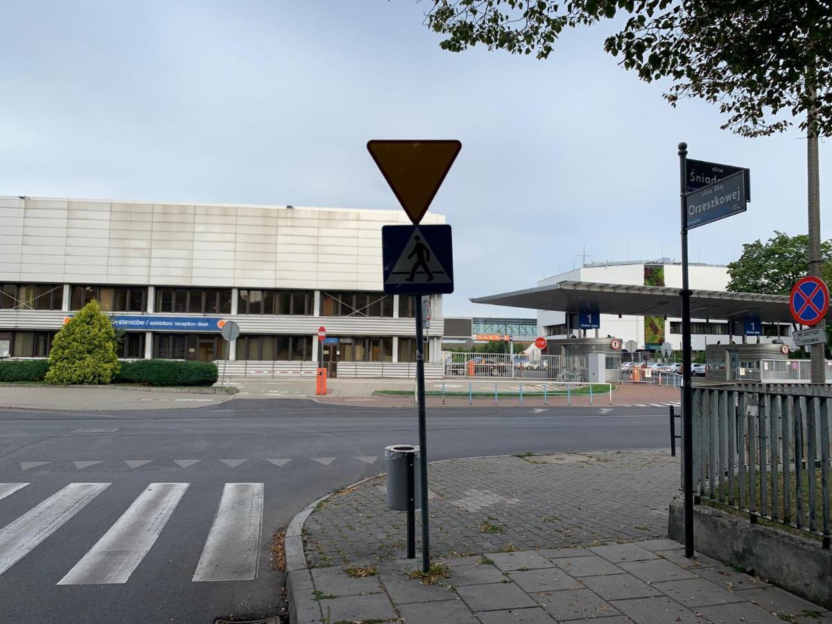 Vesna Rooms Mtp Poznań Eksteriør billede